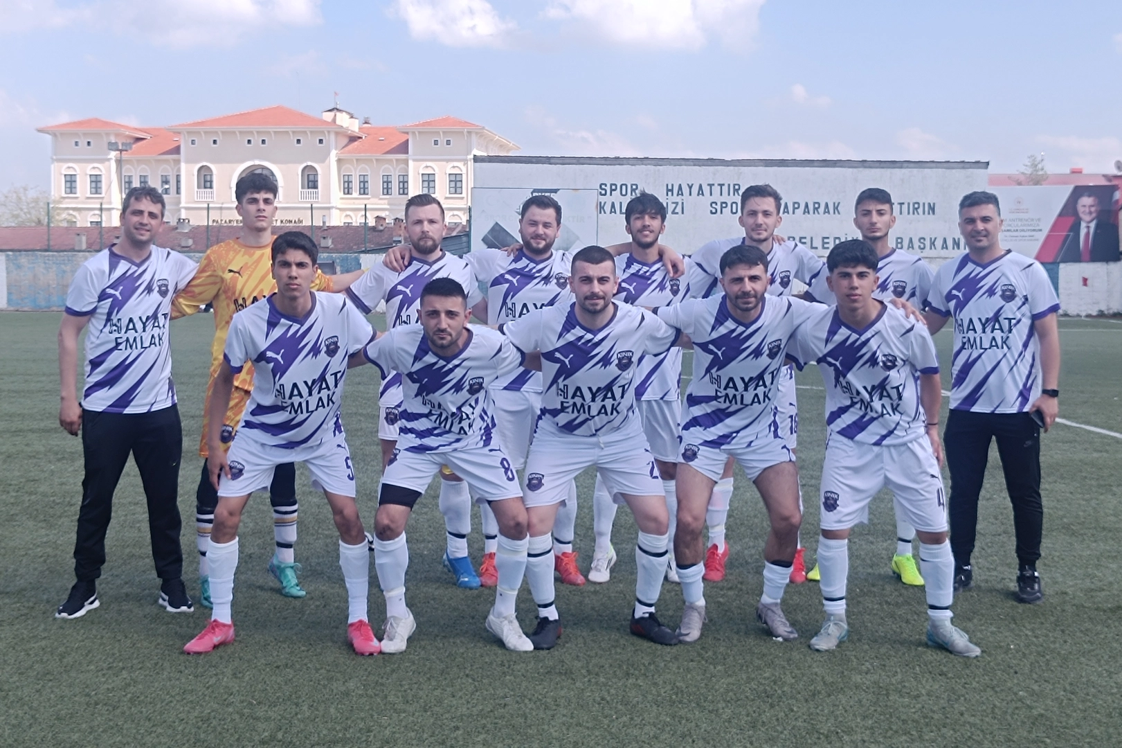 Bilecik'te Kınıkspor fırtına gibi başladı