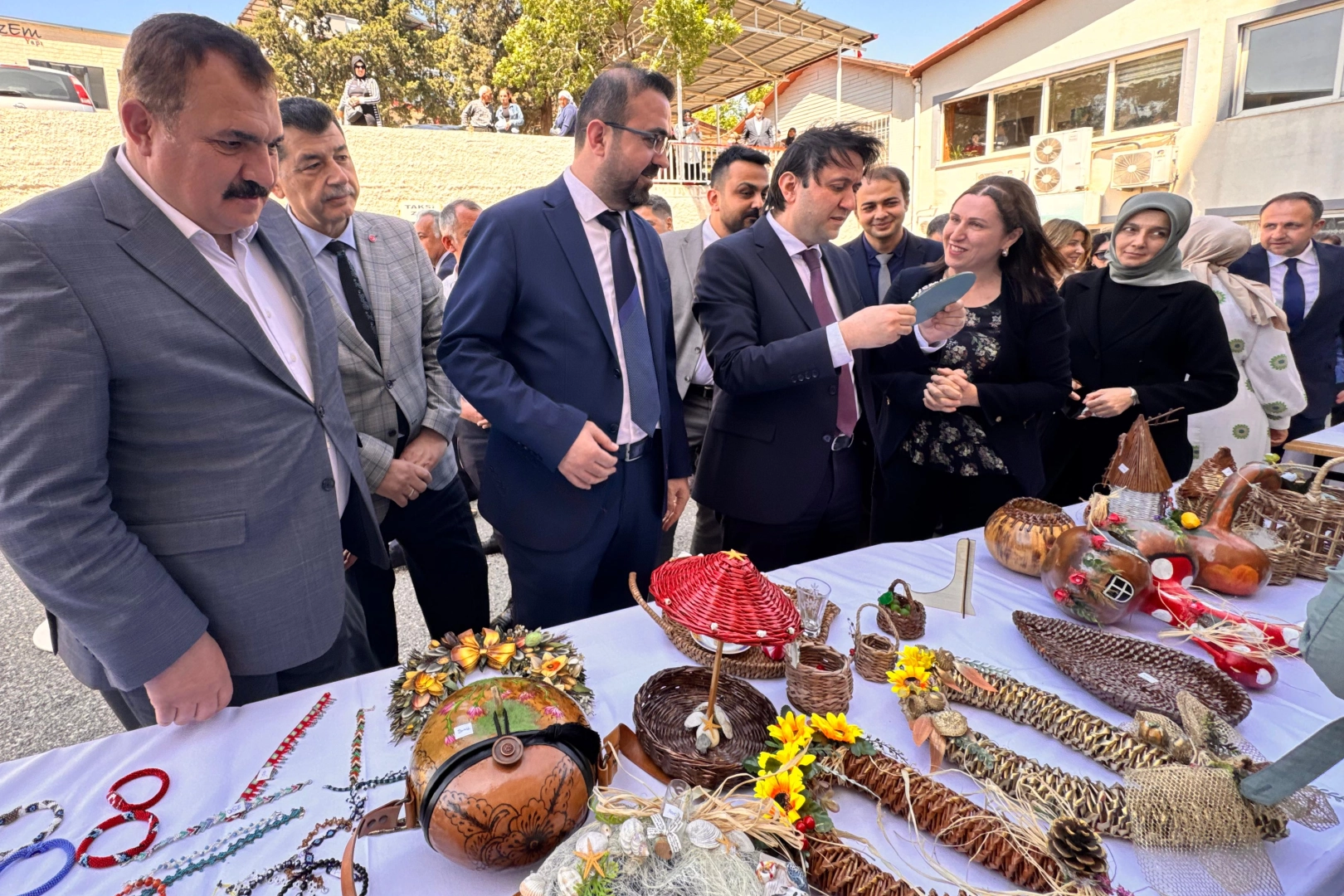 Kahramanmaraş’ta danışanların emekleri sergilendi