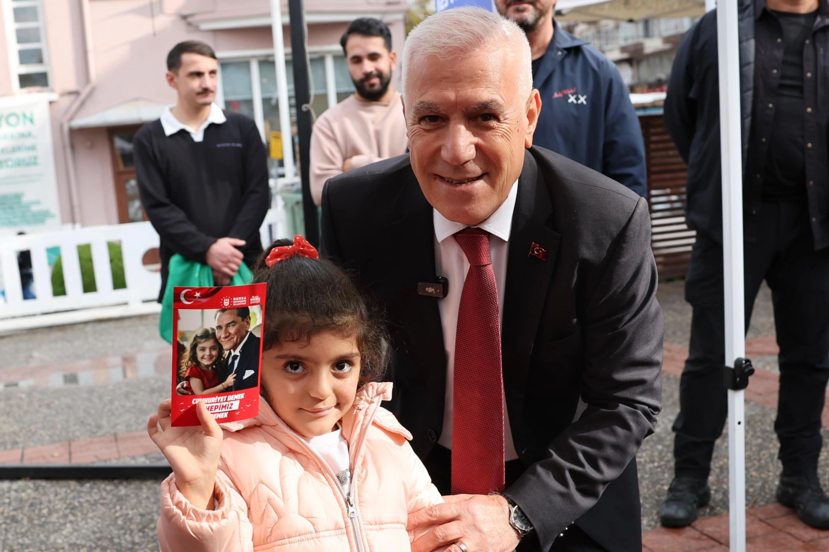 Bursalılar Atatürk ile aynı karede