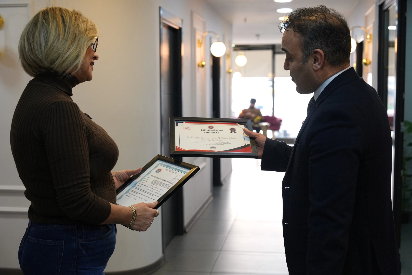 İstanbul Maltepe'de kadınlara destek