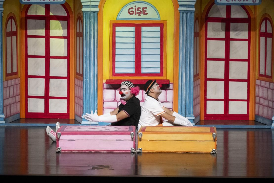 Mersin Şehir Tiyatrosu bu yarıyıl tatilinde de çocukları unutmadı