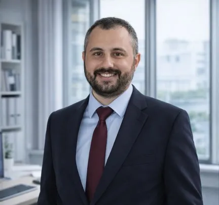 Yiğit Aksüt Nereli, Hangi Okulu Bitirdi? Kariyeri Nasıl Başladı?
