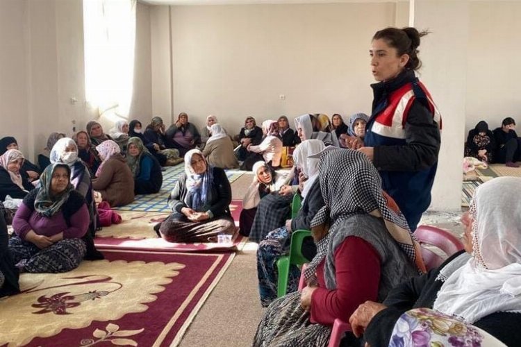 Adıyaman’ın Besni ilçesinde farkındalık çalışmaları kapsamında ‘En İyi Narkotik Polisi: