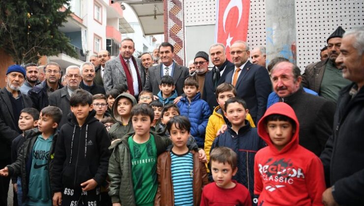 Başkan Dündar, Emek’te vatandaşlarla buluştu