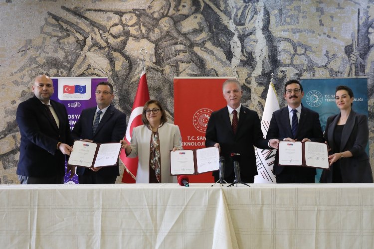 Gaziantep Büyükşehir Belediyesi, Gaziantep Valiliği ile İslahiye Kaymakamlığı, Sanayi ve