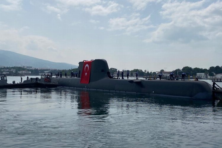 Milli Savunma Bakanlığı, yeni tip denizaltı gemisi “Hızırreis”in suya indirildiğini