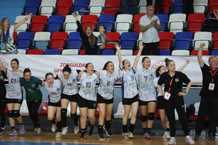 Şampiyon Bursa Büyükşehir Belediyespor