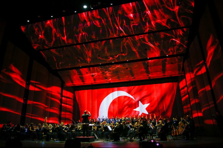 Atatürk Kültür Merkezi Türk