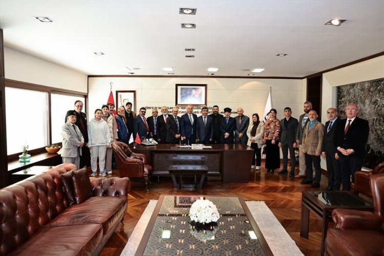 Denizli Büyükşehir Belediyesinin düzenlediği Denizli 10. Uluslararası Ege Aşıklar Bayramı
