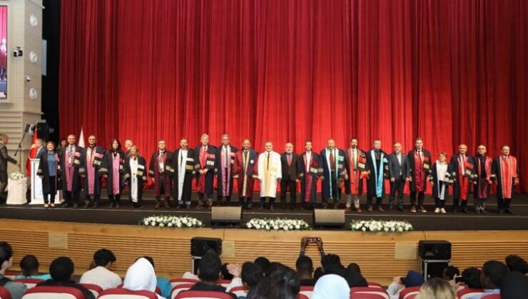 Mehmet Özhaseki’ye fahri doktora unvanı