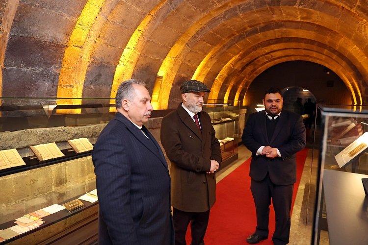 Talas Belediyesi tarafından Osmanlı Kültür Sokağında düzenlenen Ramazan etkinliklerinde sahne