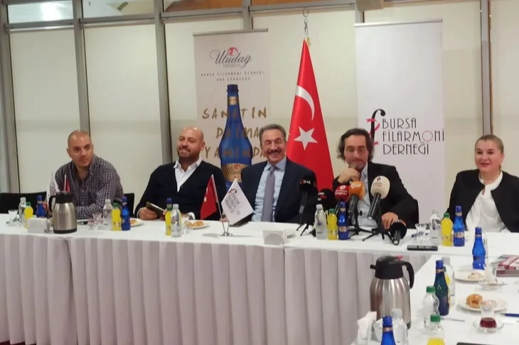 Bursa Bölge Devlet Senfoni Orkestrası özenle hazırlanan sezon programını müzikseverler