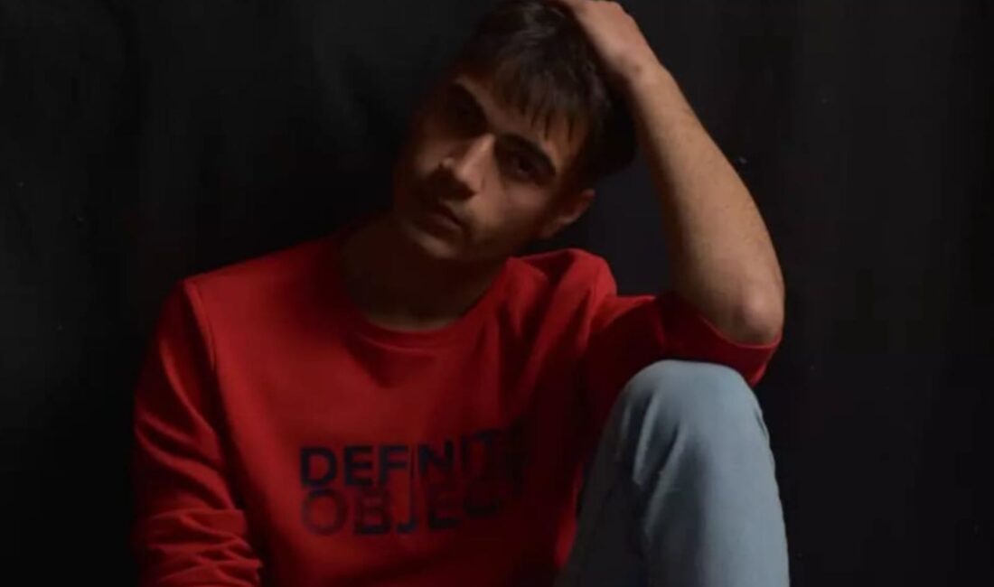 Henüz 22 yaşında olmasına rağmen iş dünyasında adeta fırtınalar estiren