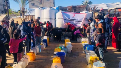 Yaklaşık iki aydır yardımların geçişine izin verilmemesi nedeniyle Gazze halkı