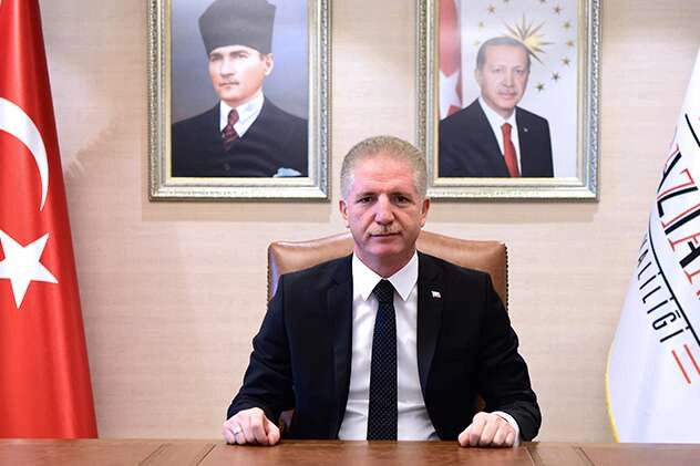 İstanbul Valisi Davut Gül, Taksim Meydanı ve İstiklal Caddesi’nde güvenlik