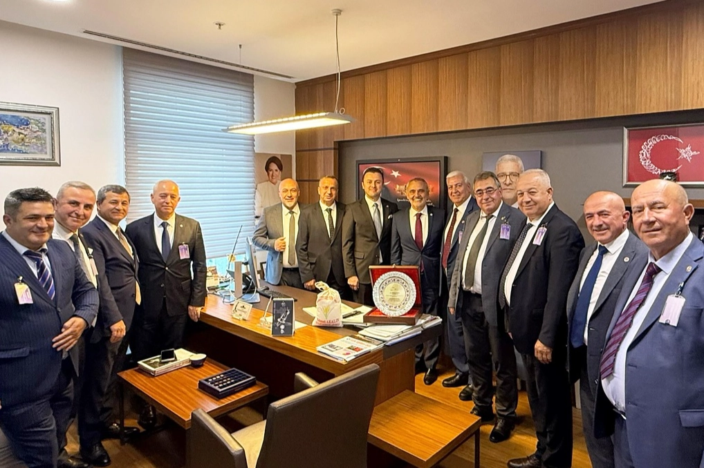 Edirne’de Keşan TSO Başkanı İsmail Şapçı başkanlığında bir heyet, Edirne’nin üç milletvekilini ziyaret