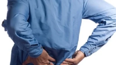 Toplumda sıkça görülen sorunlardan birinin fıtık oluşumu olduğunu kaydeden Fizik