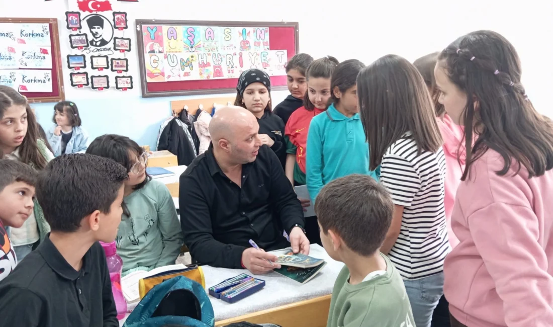 Van’ın Edremit ilçesindeki Erdemkent İlk ve Ortaokulu, Yazar Yetkin Albert’in