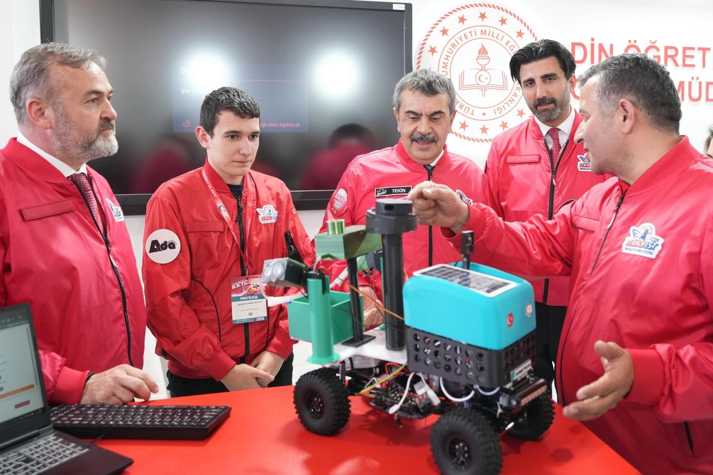Millî Eğitim Bakanı Yusuf Tekin, Kuzey Kıbrıs Türk Cumhuriyeti’nde düzenlenen