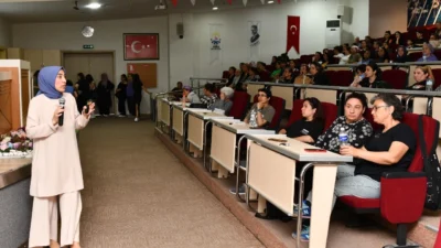İzmir’in Çiğli ilçesinde kadınlara yönelik sağlıklı yaşam farkındalığını artırmak amacıyla