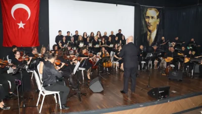 Sakarya Şehit Erol Olçok Anadolu Lisesi Konferans Salonu’nda gerçekleşen Sakarya