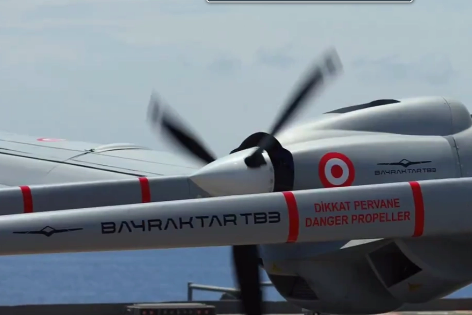 Baykar’ın Bayraktar TB3 PT-3 İHA’sı, TCG Anadolu gemisinde yapay zekâ