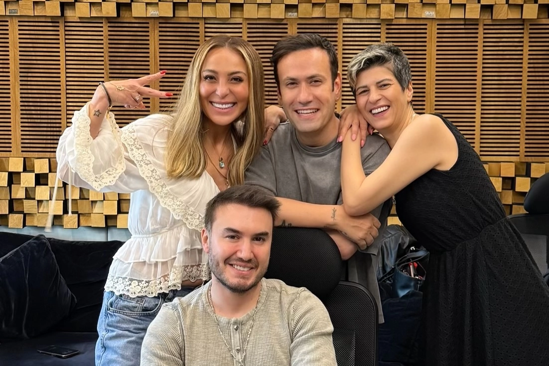 Türk pop müziğinin güçlü yorumcularından Ziynet Sali, profesyonel müzik kariyerinin