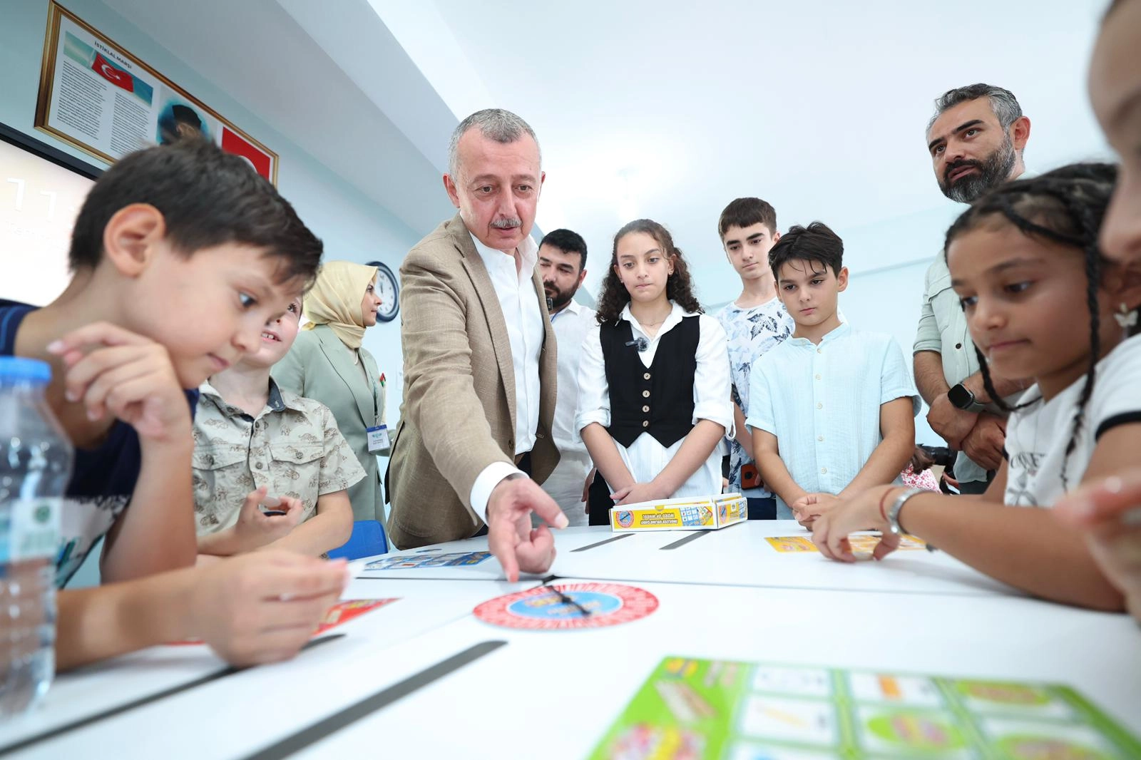 Kocaelili gençleri geleceğe hazırlayan Bilgievleri’nin sonuncusu İzmit Kuruçeşme’de açıldı. Bilgievi’nin