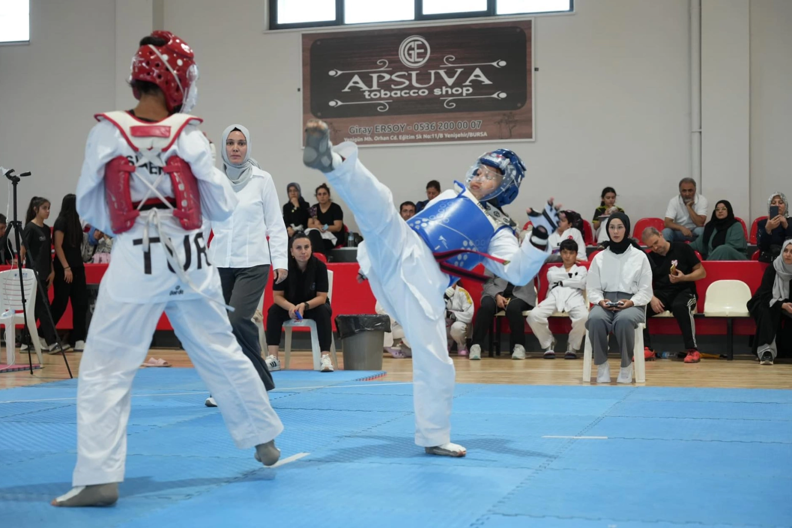 Bursa’nın Yenişehir ilçesinde bir ilk daha gerçekleştirilerek, Minikler Taekwondo Şampiyonası’na
