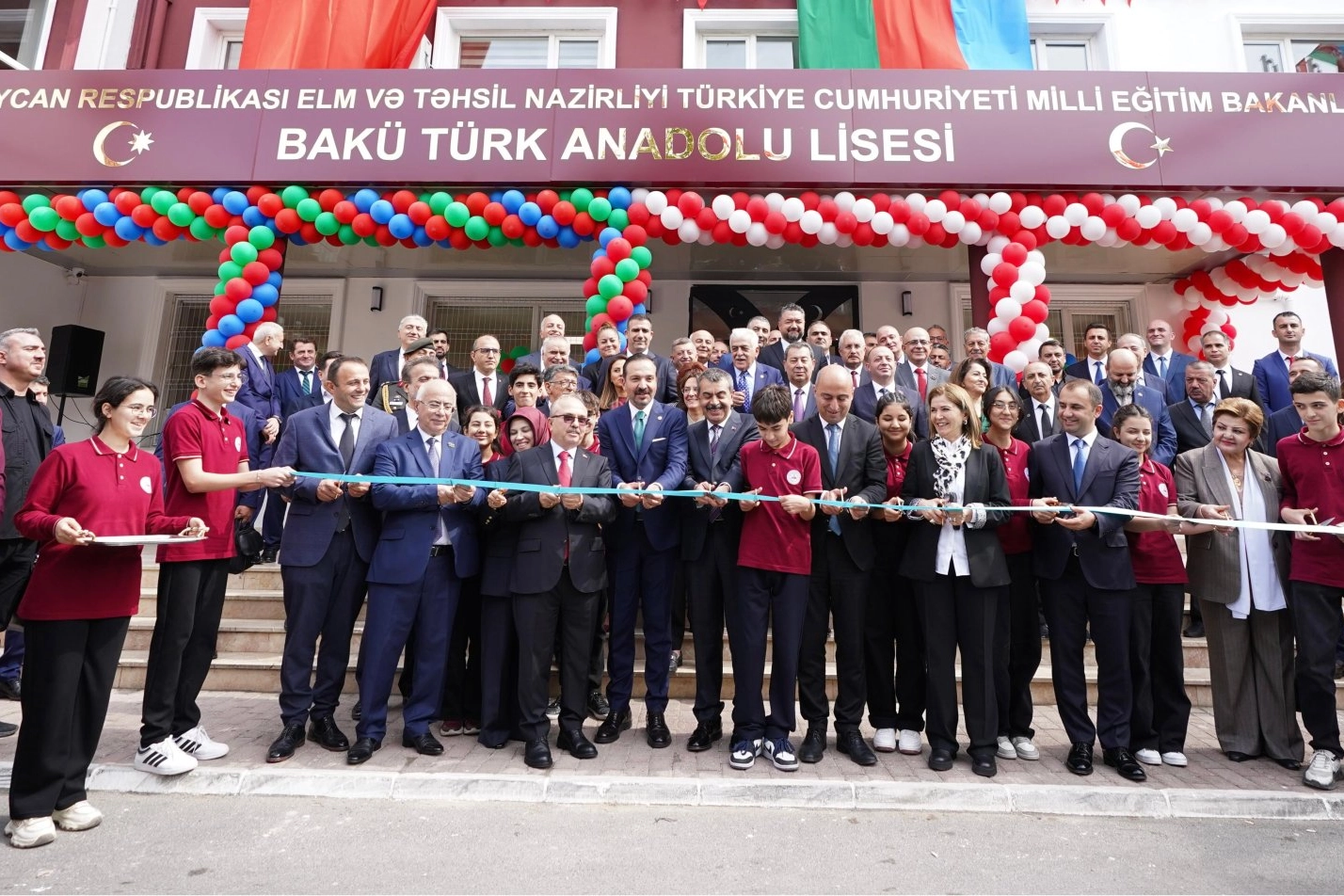 Millî Eğitim Bakanı Yusuf Tekin, Azerbaycan temasları kapsamında Büyükelçilik ziyaretinin