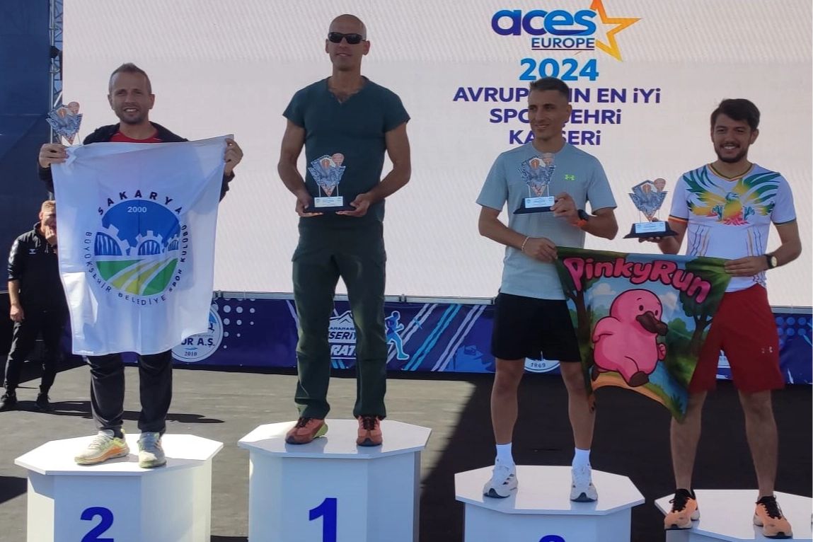 Sakarya Büyükşehir Belediyesi atletizm sporcuları, bu yıl 5.’si düzenlenen Uluslararası