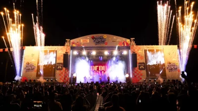 4. ‘Mersin Gençlik Festivali’ doludizgin başladı Mersin Büyükşehir Belediyesi’nin bu yıl 4.’sünü düzenlediği ‘Mersin Gençlik Festivali’,
