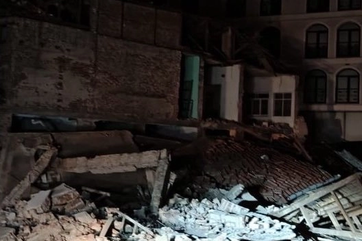 AFAD’dan hasarlı ve riskli yapı uyarısı! Balıkesir’in Sındırgı ilçesinde meydana gelen 6,1 büyüklüğündeki deprem sonrası AFAD