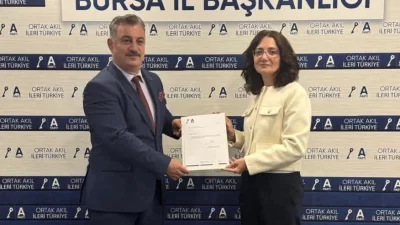 Anahtar Parti Bursa’da Kadın Kolları Başkanı belli oldu Anahtar Parti Kadın Kolları Bursa İl Başkanı olarak Serbest Muhasebeci