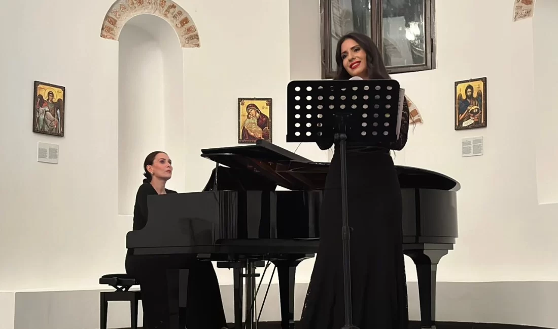 Aziz Panteleimon’da güzün ezgileri yankılandı Bursa Nilüfer Belediyesi tarafından Gölyazı Aziz Panteleimon Kilisesi’nde düzenlenen “Güz