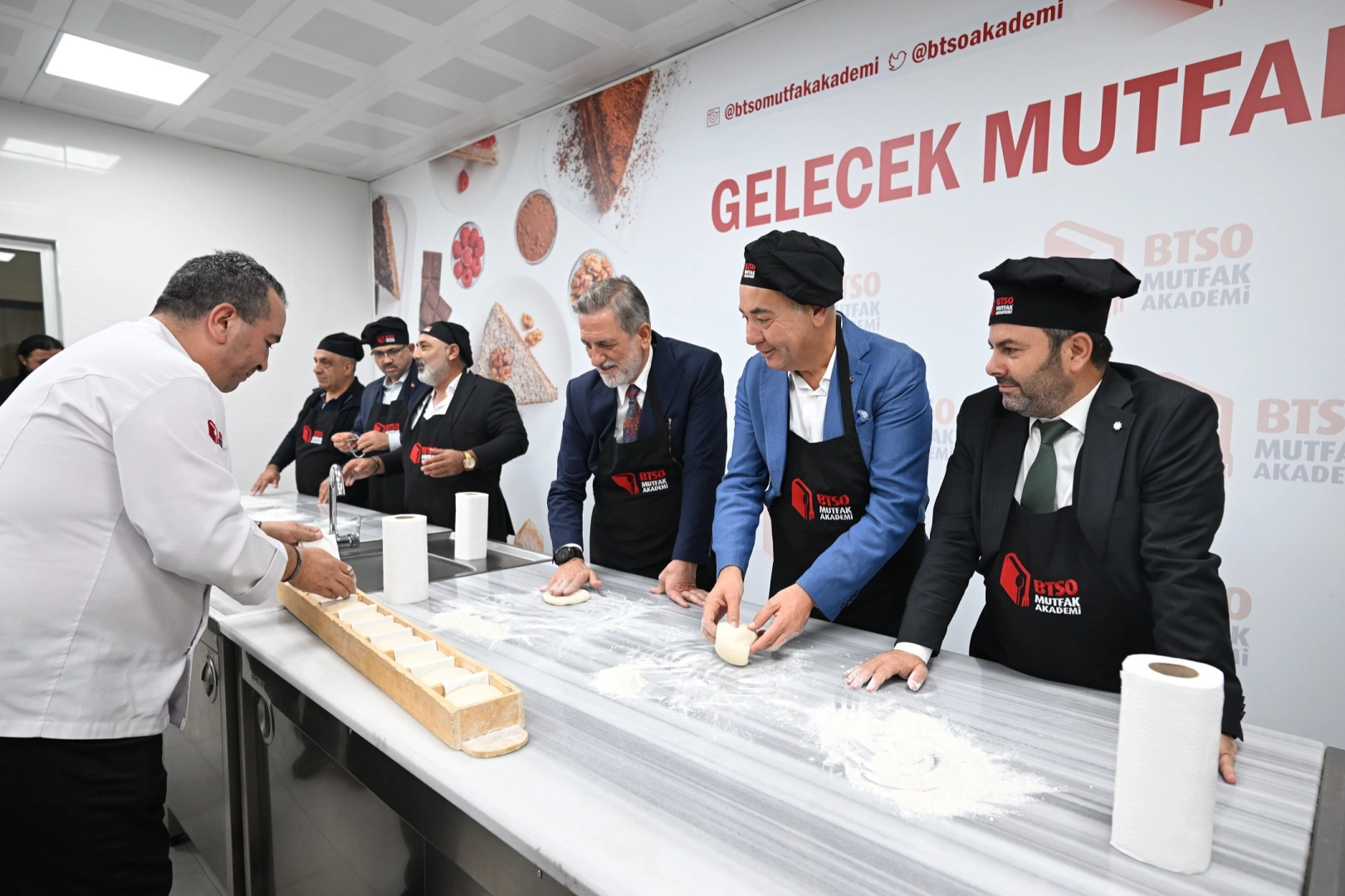 Türkiye’nin dört bir yanından gelen YESİDEF üyeleri, BTSO’nun nitelikli istihdama