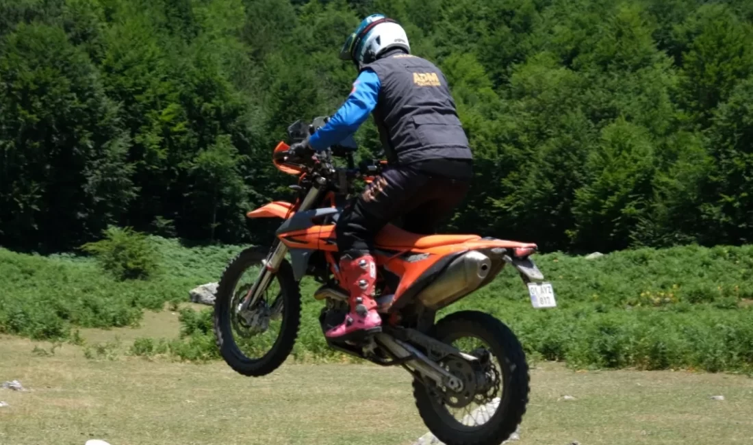 Bursa İnegöl Belediyesi’nin destekleriyle düzenlenen Sky Adventure Race ikinci etap