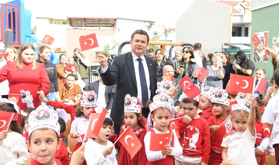 Bursa Osmangazi Belediyesi’nin kreşlerinde Cumhuriyet coşkusu  Bursa’da Osmangazi Belediyesi’nin kreş ve gündüz bakım evlerinde eğitim gören