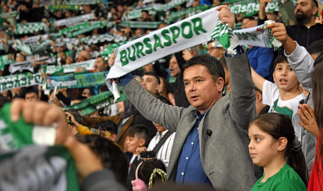 Bursa Osmangazi’den şampiyonluk yolunda Bursaspor’a tam destek Bursaspor’a göreve geldiği ilk andan itibaren büyük destek olan Osmangazi