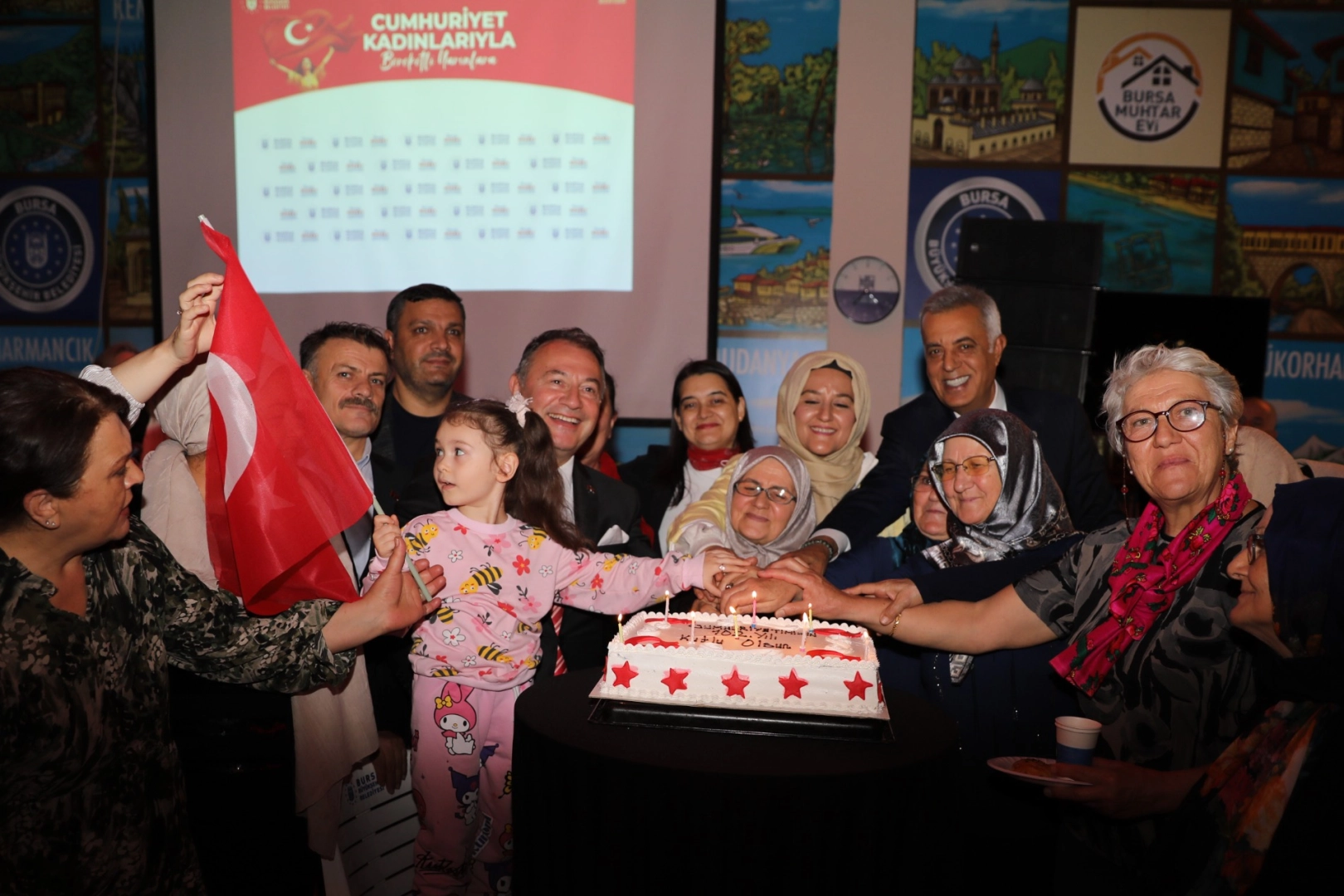 Bursa Büyükşehir Belediyesi’nin kadın çiftçileri, kadın kooperatiflerinin ve kadın derneklerinin