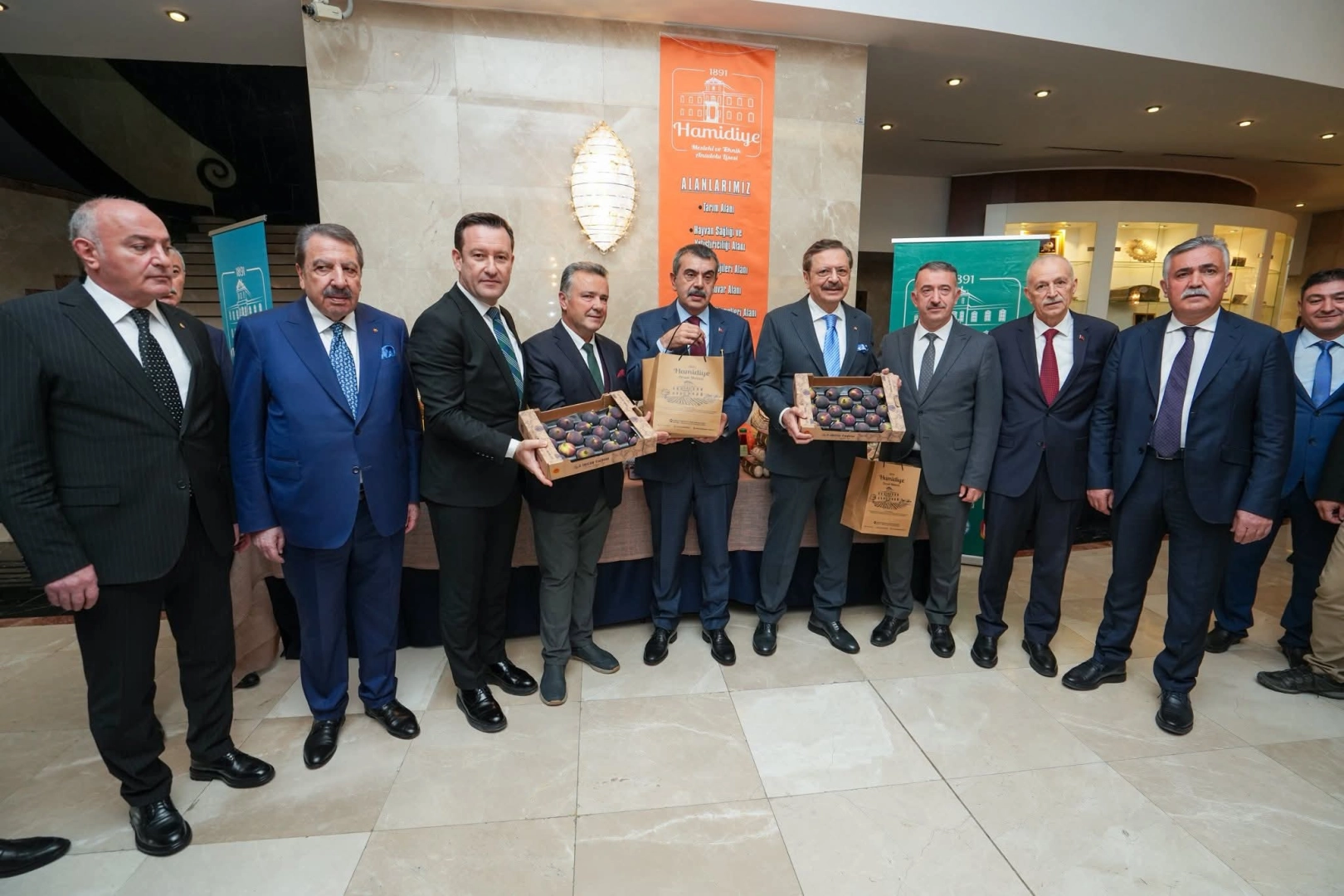 Milli Eğitim Bakan Yusuf Tekin ile TOBB Başkanı M. Rifat