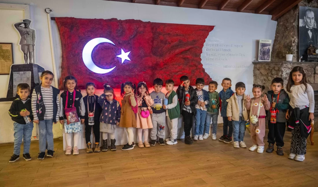 Çocuklar ve kadınlar Cumhuriyet ruhu ile Belkahve’de buluştu İzmir’de Bornova Belediyesi, 29 Ekim Cumhuriyet Bayramı haftasında düzenlediği etkinlik