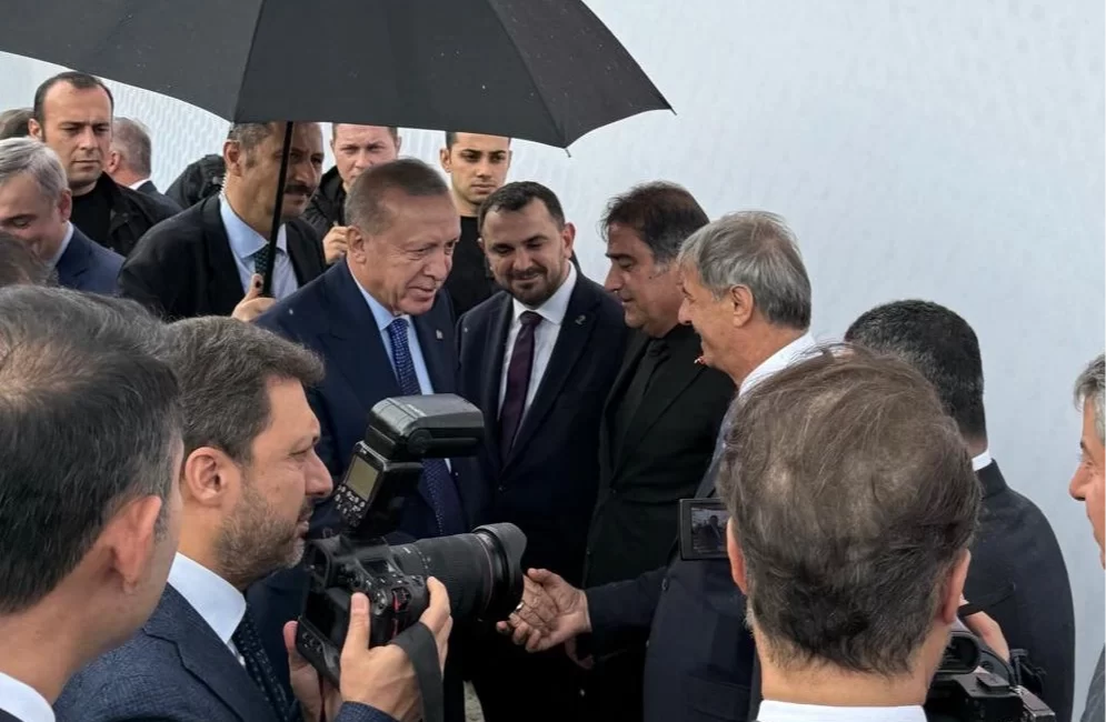Sakarya Büyükşehir Belediye Başkanı Yusuf Alemdar, İstanbul’da gerçekleştirilen “500 bin