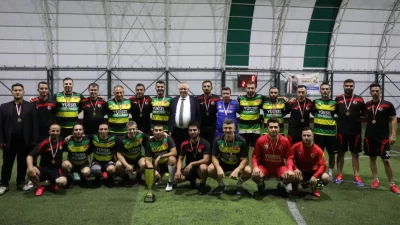Cumhuriyet Kupası’nın şampiyonu 9 Eylül FK Edremit Belediyesi tarafından bu yıl 3’üncüsü düzenlenen “Geleneksel Cumhuriyet Kupası