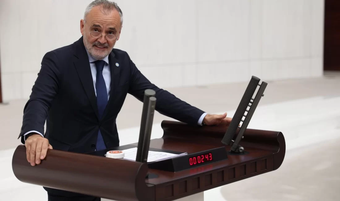 İYİ Partili Milletvekili Akalın’dan dış politika eleştirisi İYİ Parti Edirne Milletvekili Prof. Dr. Mehmet Akalın, TBMM’de yaptığı