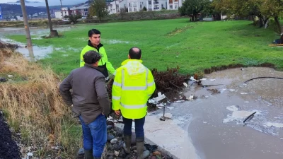 İzmir’in Bergama ilçesinde aşırı yağış nedeniyle sel ve su baskınları