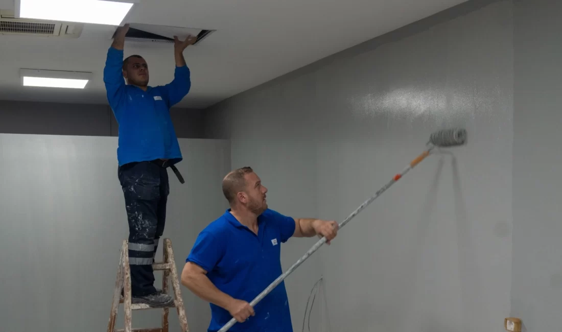 İzmir’de gençler için ses stüdyosu kuruluyor İzmir Büyükşehir Belediyesi, gençlerin müzikle ilgili hayallerini özgürce yerine getirebilmeleri
