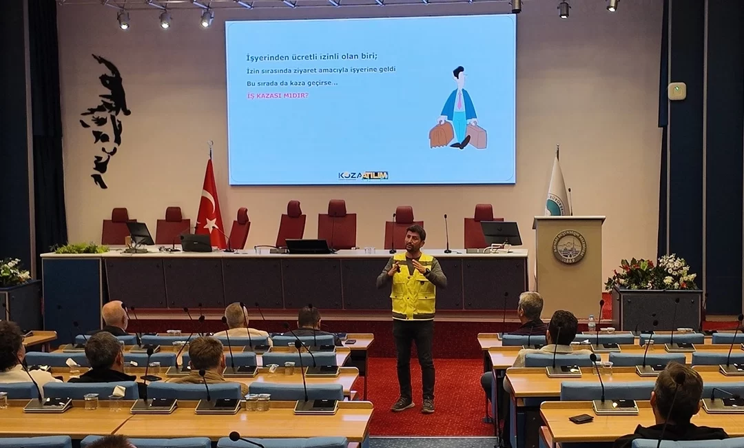 Kayseri Büyükşehir’den İş Sağlığı ve Güvenliği semineri Kayseri Büyükşehir Belediyesi, personelinin eğitimi ve gelişimi için düzenlediği eğitim