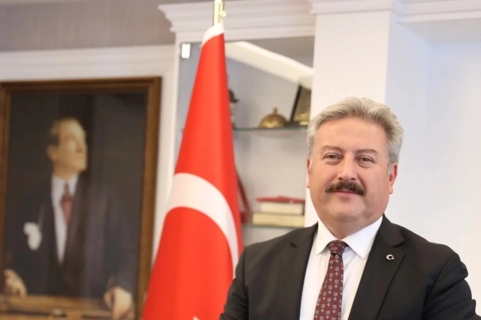 Kayseri Melikgazi’den ‘tarihi’ konser Kayseri Melikgazi Belediyesi ev sahipliğinde, Erciyes Üniversitesi, Türk Muharip Gaziler