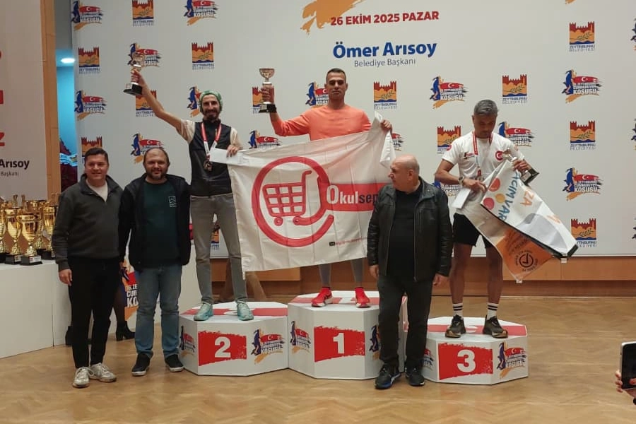 Zeytinburnu’nda bu yıl 16’ncısı düzenlenen Cumhuriyet Koşusu’nda Keşanlı sporcu Alper